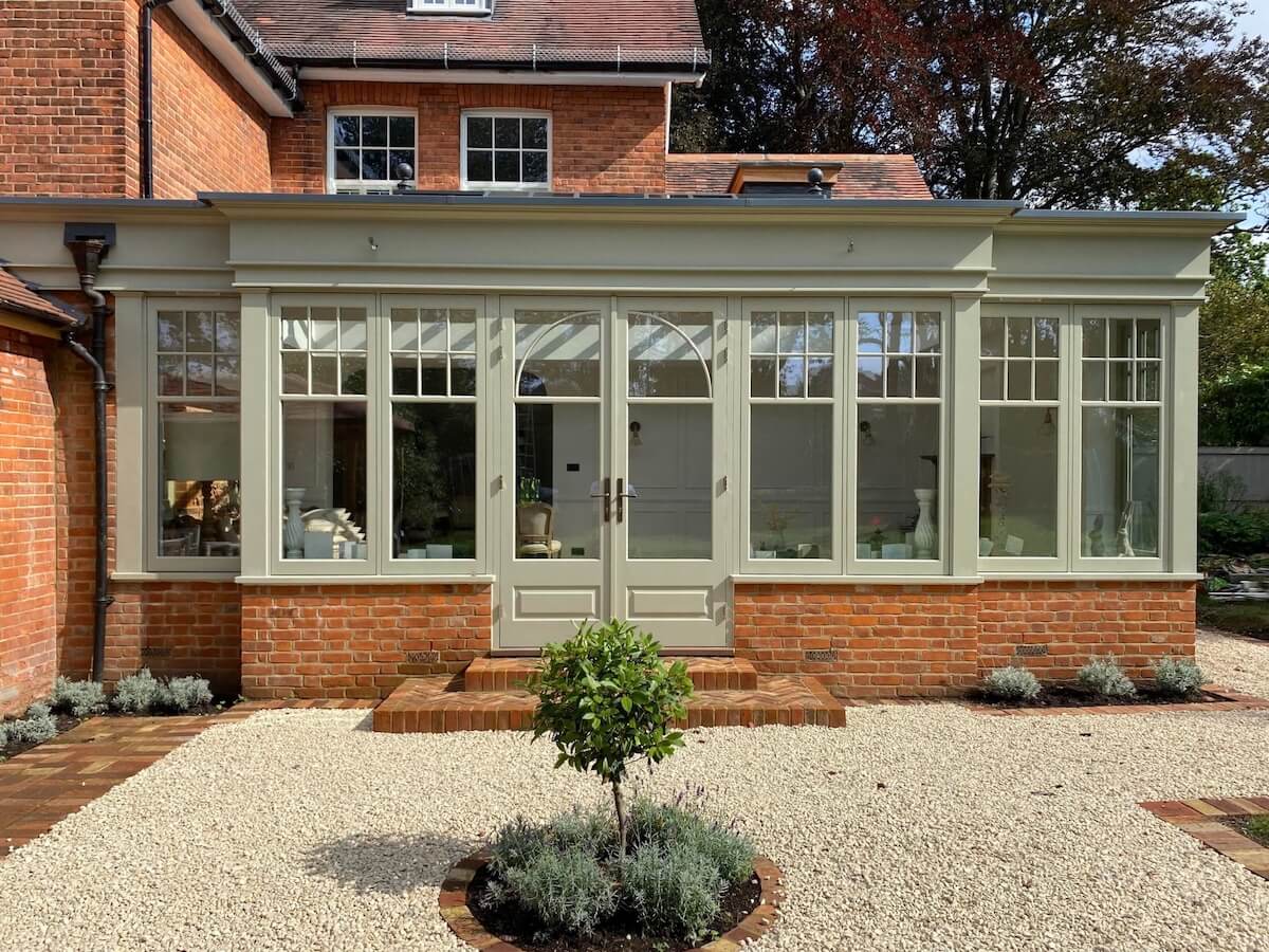 Lomax + Wood supplies a bespoke Garden Room in Shenfield, Essex