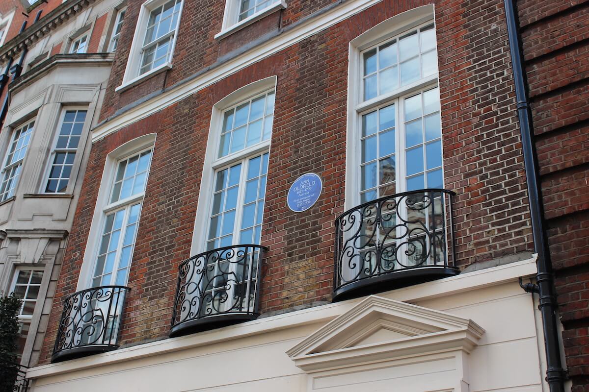 casement windows in Grosvenor Street greater london