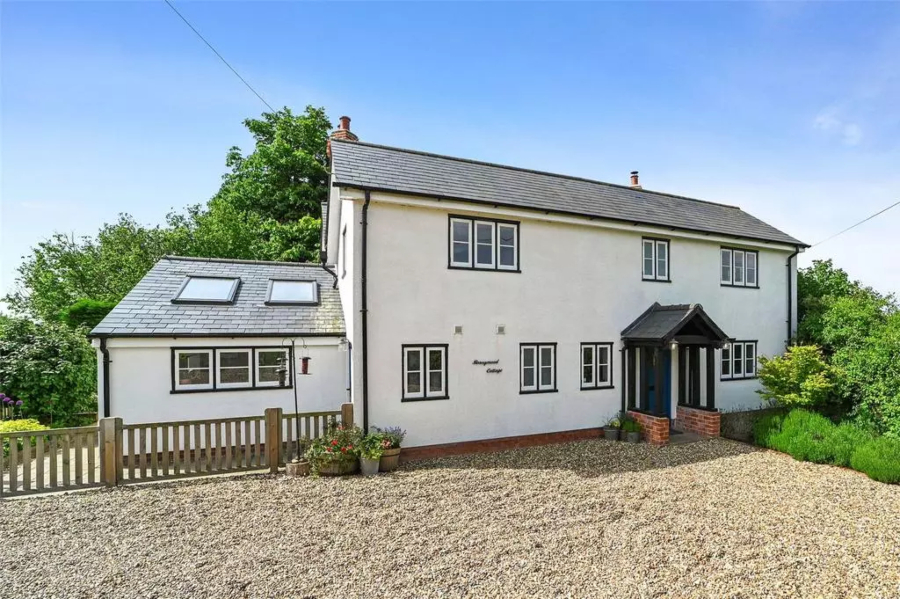 Wooden Cottage Windows: Authentic Design For Heritage Homes