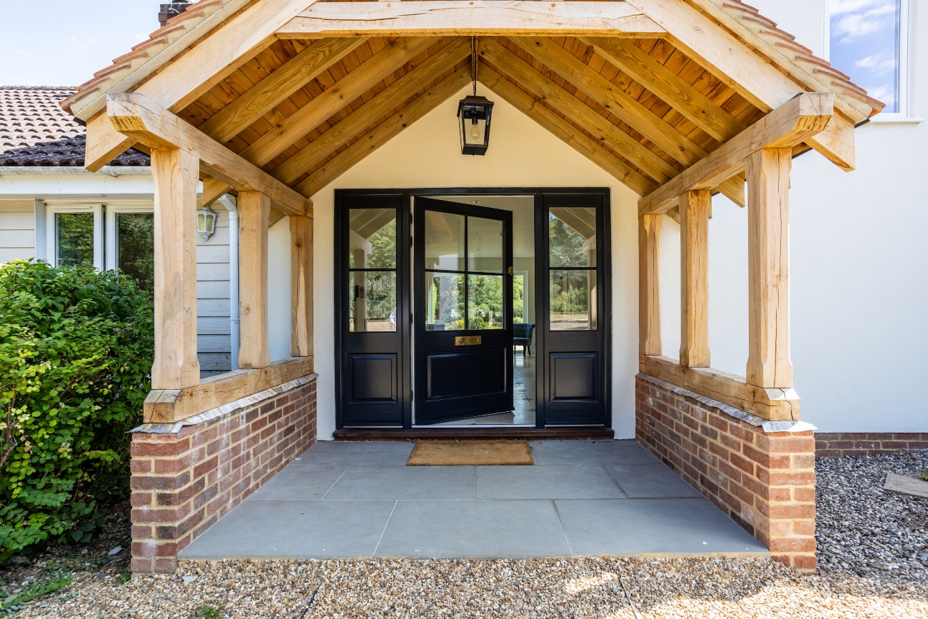Slimline Sightlines: Contemporary Timber Casements for a Hertfordshire New Build